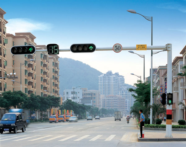 科技赋能交通 畅通宜居泗洪  泗洪县中心城区道路交通信号灯采